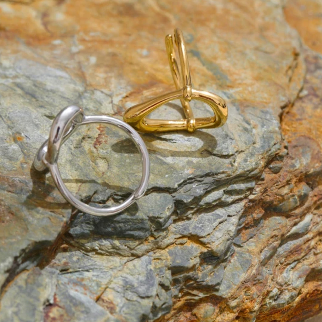 Essential Oval Ring