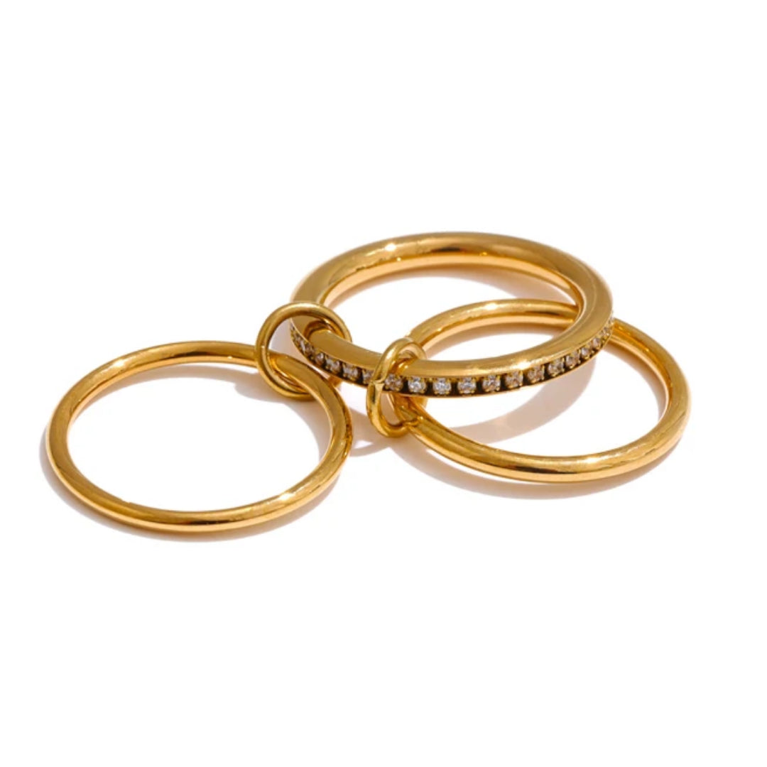 Anillo apilable Luz Estelar capas redondas con circonitas – lenorajewelry.com/anillo-apilable-luz-estelar-oro-pvd, anillo apilable oro, joyería fina mujer, anillo circonitas, anillos stackable, regalo elegante, joyas capas, acero inoxidable dorado, LENORA, joyería estelar , Spinelli Kilcollin jewelry, Spinelli Kilcollin rings, Spinelli Kilcollin earrings, Spinelli Kilcollin bracelets, Spinelli Kilcollin necklaces, Spinelli Kilcollin Los Angeles, Spinelli Kilcollin fine jewelry, Spinelli Kilcollin gold rings