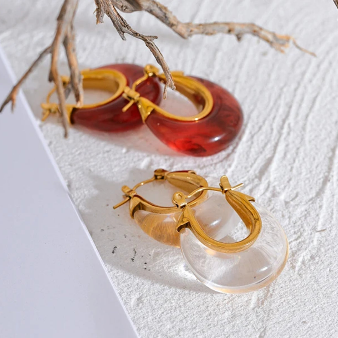 Pendientes Aro Éter Dorado Oro - Diseño Hueco Hipoalergénico – lenorajewelry.com/pendientes-aro-eter-dorado-oro-hipoalergenico , aros dorados, pendientes de acero inoxidable, joyería hipoalergénica, accesorios para mujeres, regalo elegante, lenora jewelry, pendientes de fiesta