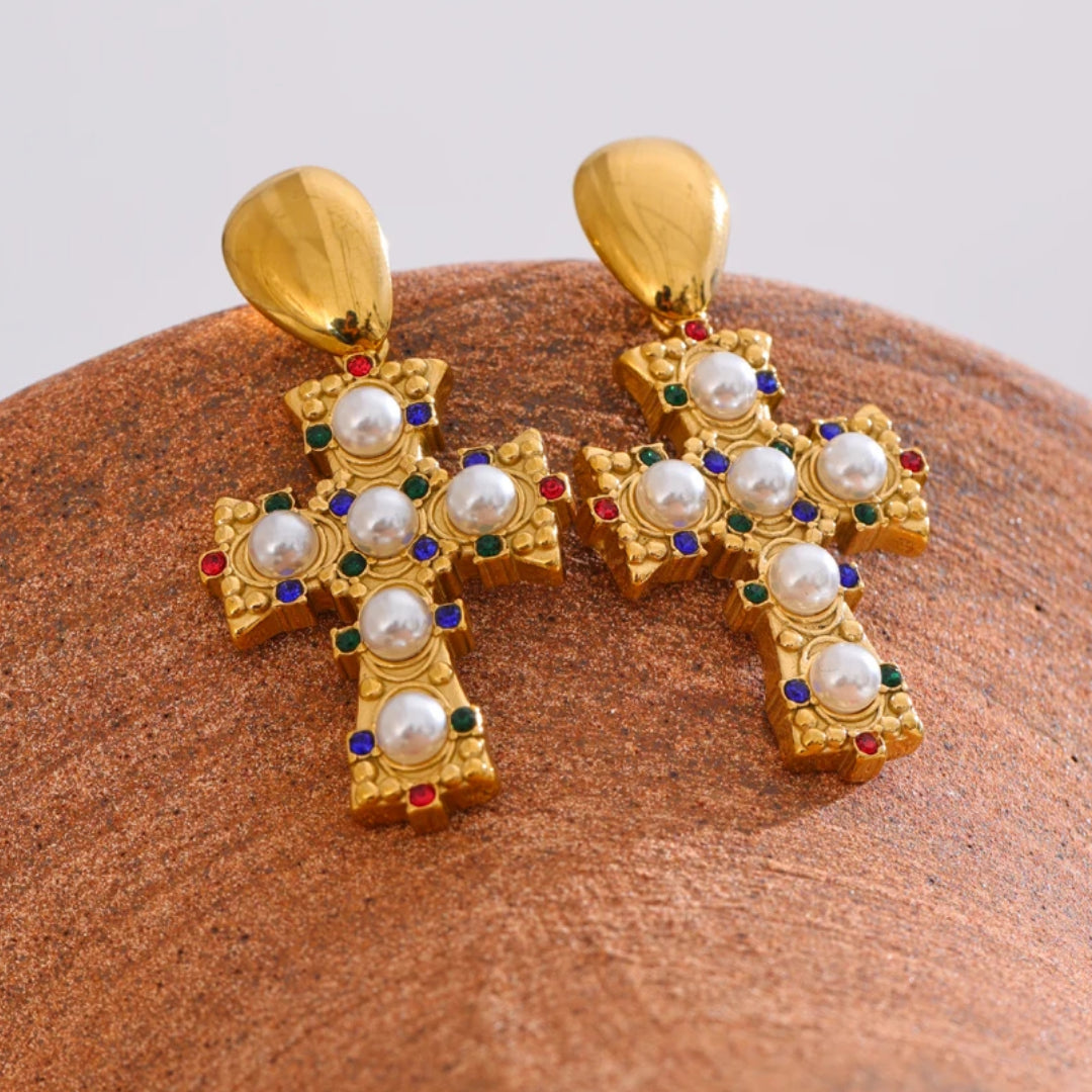 Pendientes Verve Perla oro 18K con perlas y circonitas – lenorajewelry.com/pendientes-oro18k-perlas-circonitas-verve, pendientes oro 18K, pendientes drop, perlas joyería, circonitas cubicas, joyería de lujo, regalo mujer, accesorios premium, acero inoxidable, pendientes elegantes