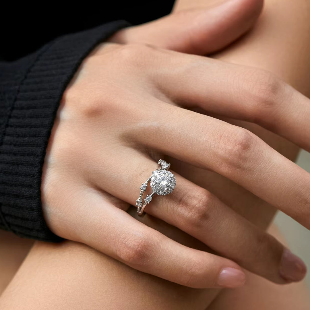 anillo de moissanita, anillo de boda, joyería de lujo, anillo de corona, plata 925, moissanita 0,8ct, joyería fina, anillo elegante, regalo para mujer, anillo personalizado

