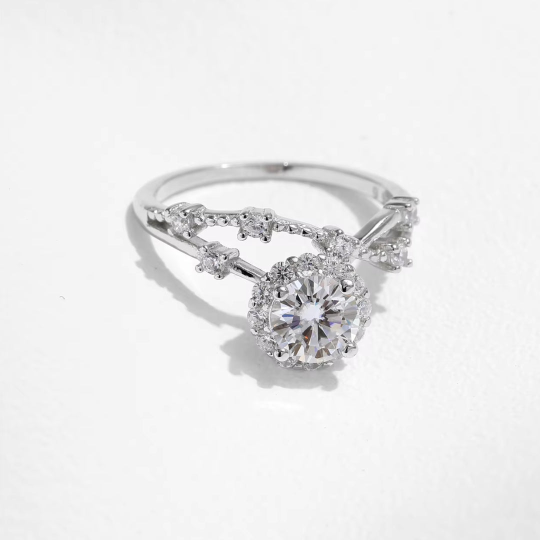 anillo de moissanita, anillo de boda, joyería de lujo, anillo de corona, plata 925, moissanita 0,8ct, joyería fina, anillo elegante, regalo para mujer, anillo personalizado

