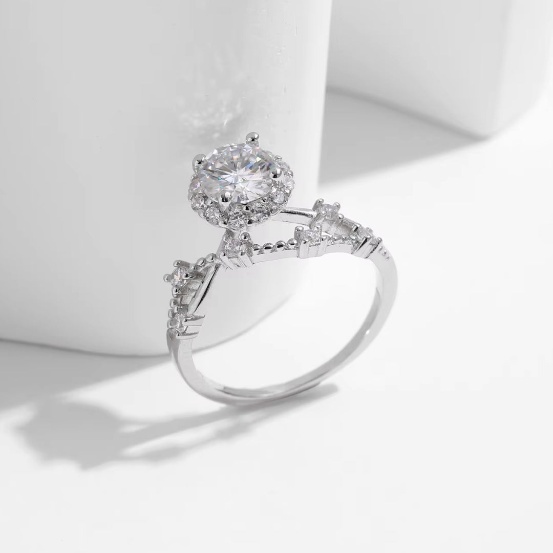 anillo de moissanita, anillo de boda, joyería de lujo, anillo de corona, plata 925, moissanita 0,8ct, joyería fina, anillo elegante, regalo para mujer, anillo personalizado

