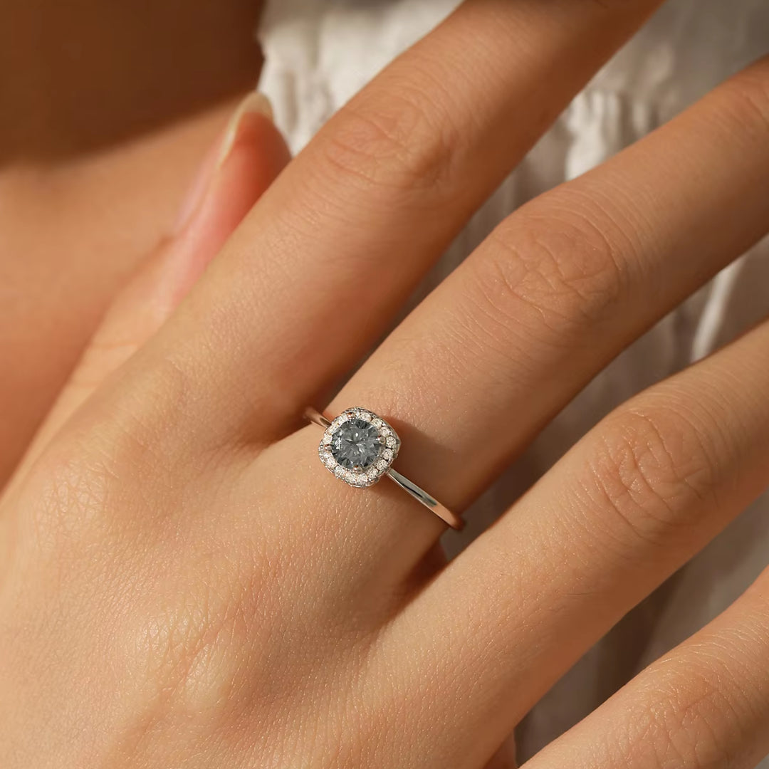 anillo de moissanita, joyería de boda, anillos elegantes, anillo de plata 925, joyas finas, moissanita color D, regalos románticos, anillo para novia