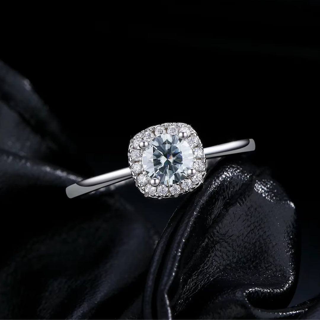 anillo de moissanita, joyería de boda, anillos elegantes, anillo de plata 925, joyas finas, moissanita color D, regalos románticos, anillo para novia