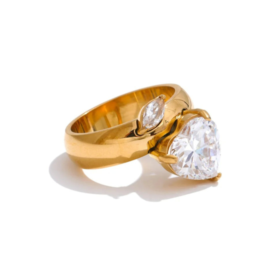 anillo zirconia cúbica, joyería oro 18k, anillo geométrico mujer, acero inoxidable antioxido, joyas modernas, regalo elegante, diseño minimalista, LENORA, anillos ligeros, joyería exclusiva