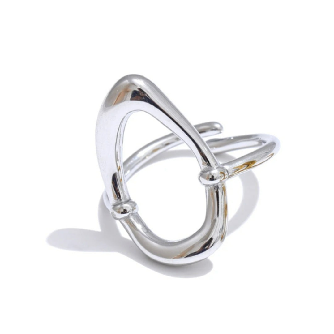 Essential Oval Ring