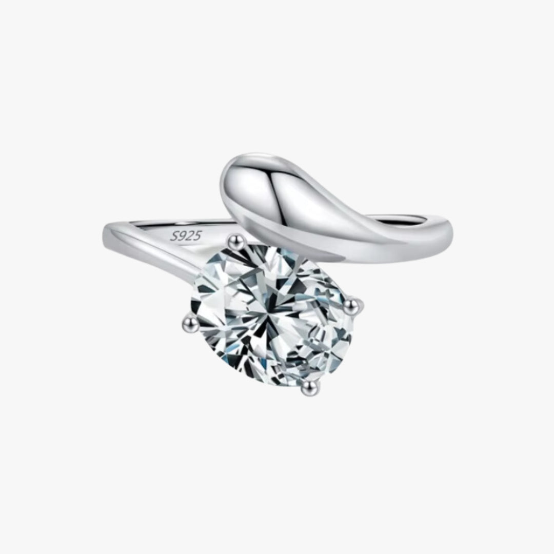 anillo de zircón, anillo de plata 925, joyería fina, anillo de boda, anillo de compromiso, anillo de coctel, anillo oval, joyas para mujer, anillo de lujo, hipoalergénico