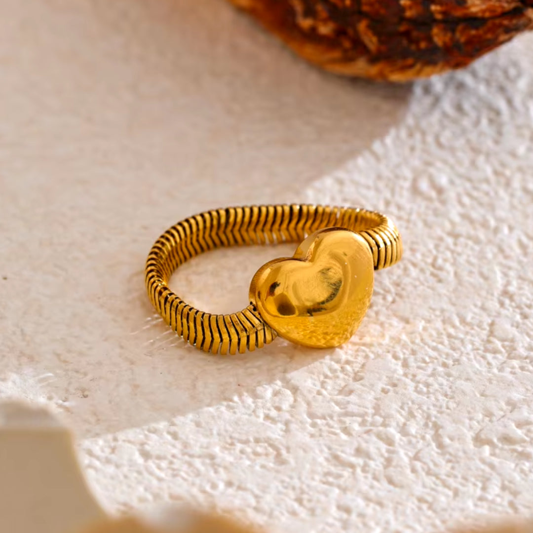 anillo serpiente dorado, joyería de declaración, anillo corazón, anillo geométrico, joyería de moda