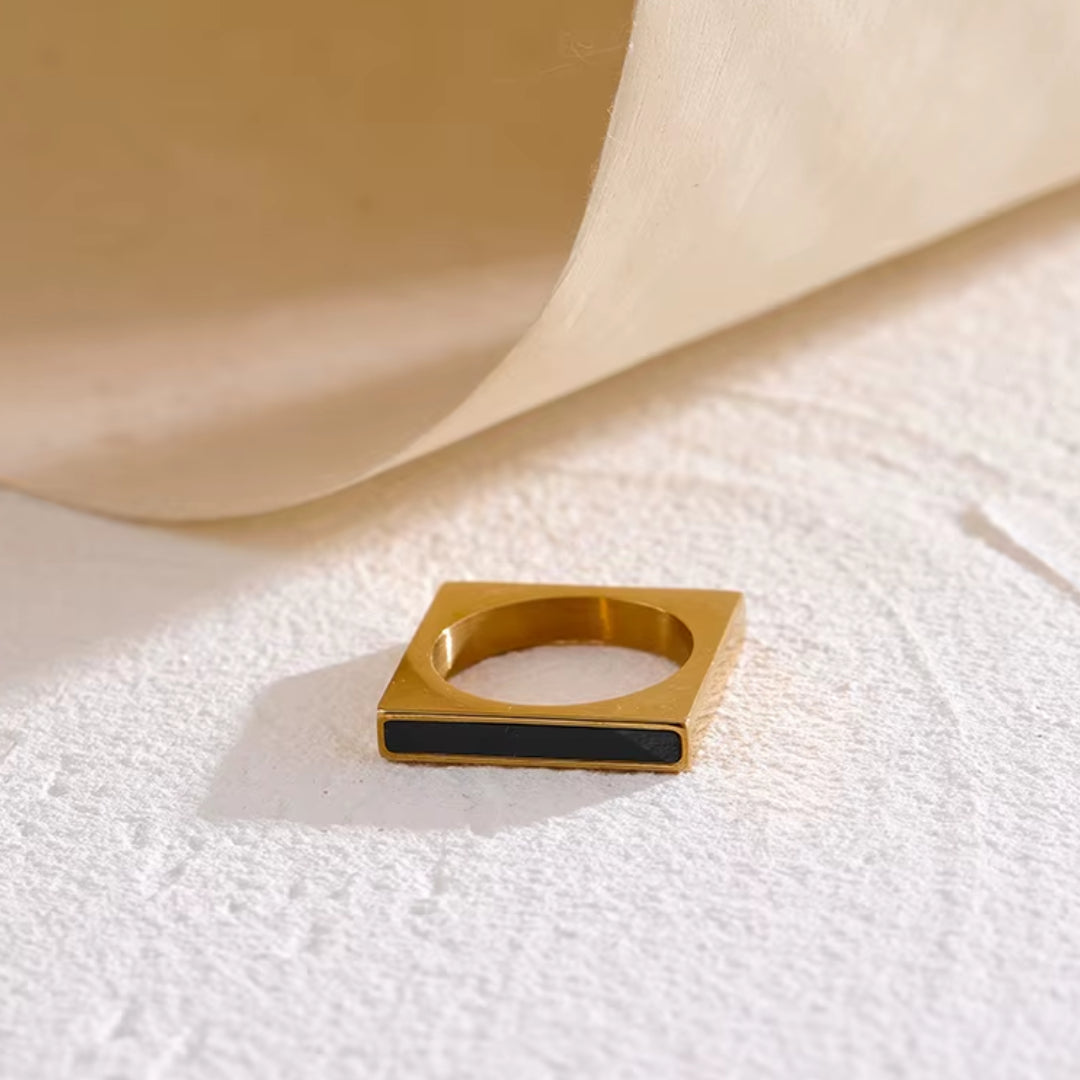 anillo minimalista para mujer, anillo cuadrado dorado, joyería moderna de acero inoxidable, anillos de acrílico, anillo elegante y versátil, anillo geométrico para mujer, accesorios minimalistas para mujeres, anillos modernos y resistentes