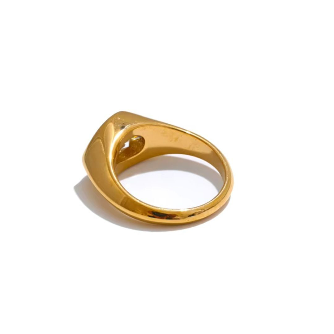  Anillo geométrico dorado con zirconia cúbica AAA para mujer - Lenora Jewelry.
https://lenorajewelry.com/anillo-geométrico-oro-zirconia-mujer