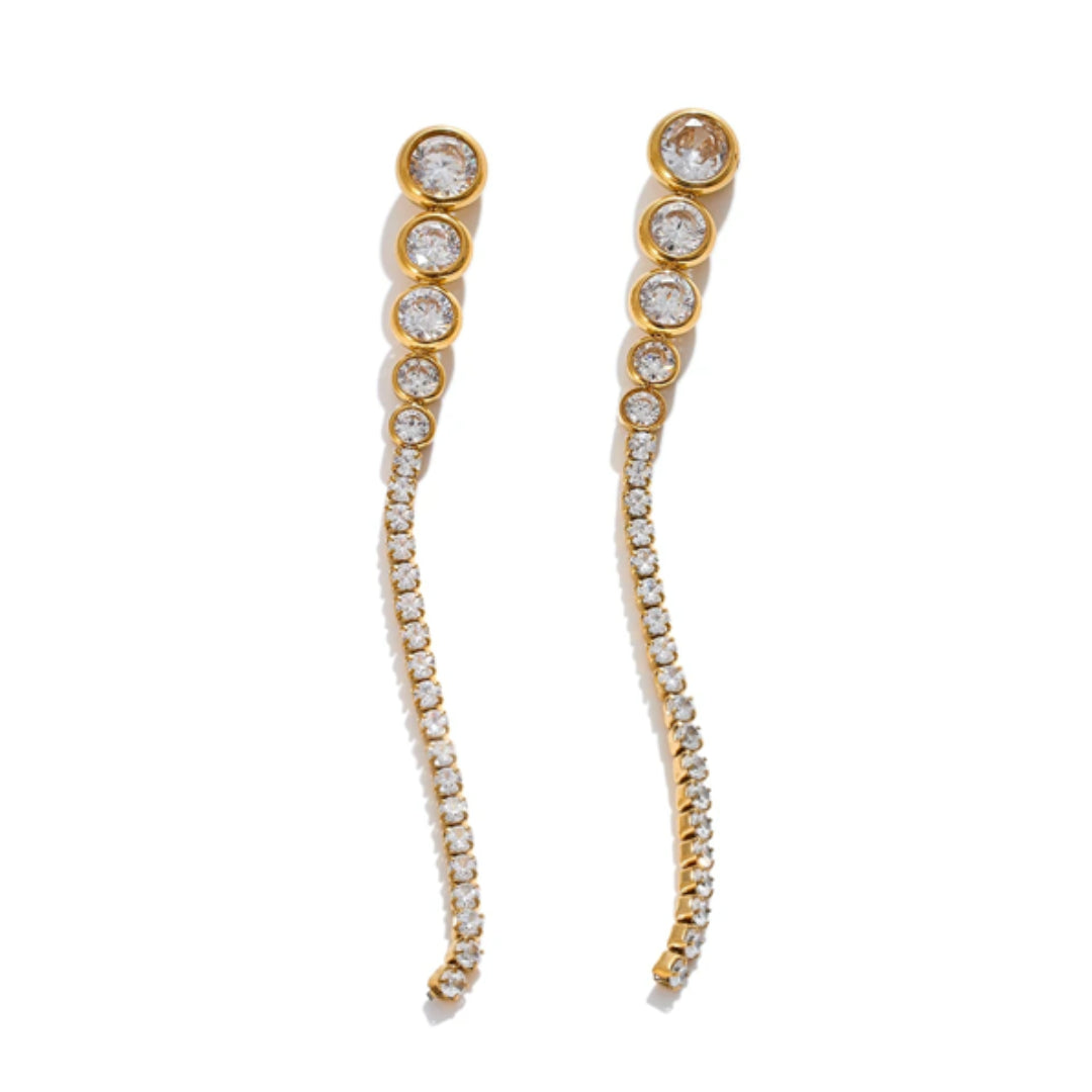 aretes largos, zirconia cúbica, joyería elegante, aretes de fiesta, joyería para mujeres, aretes dorados






