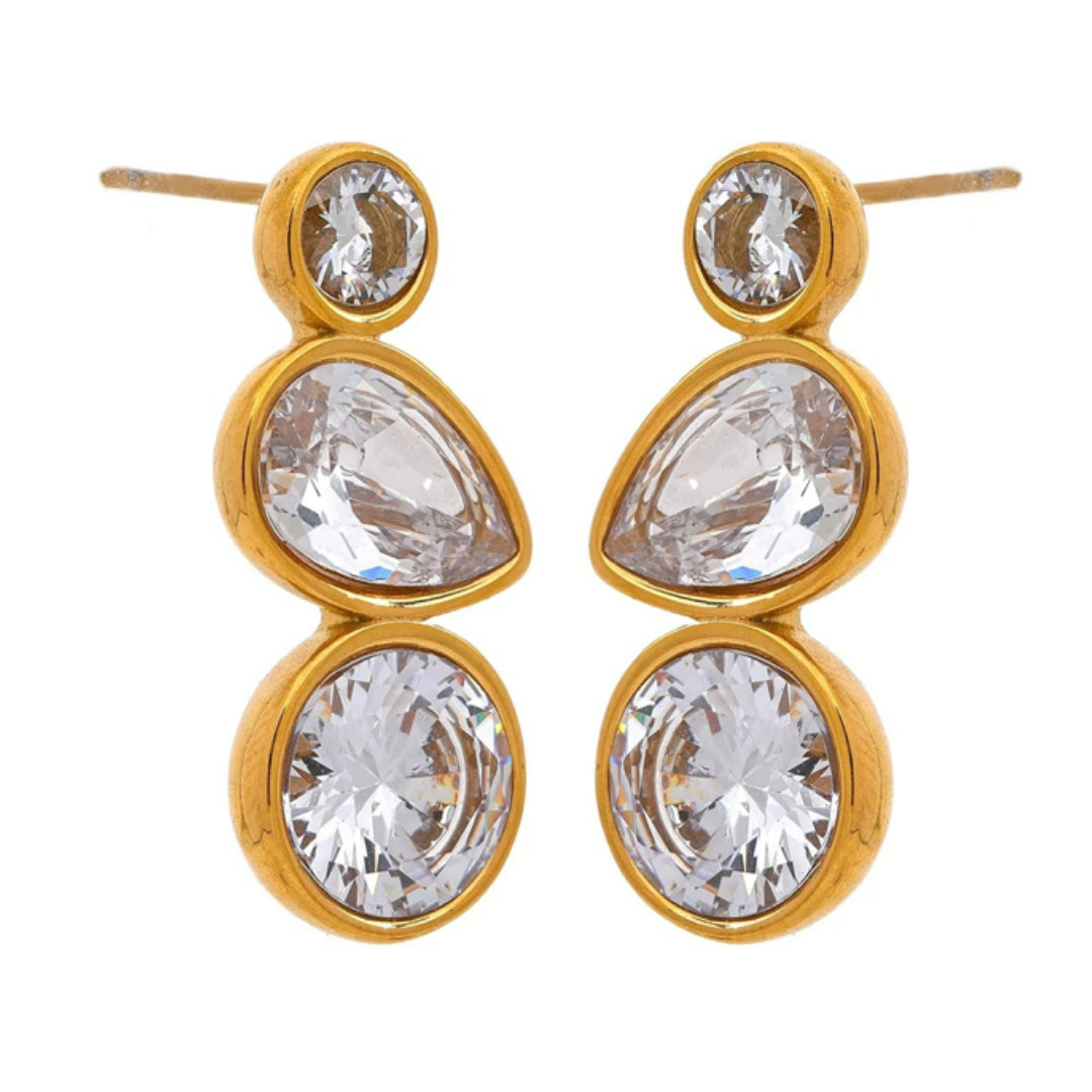 Aretes geométricos de acero inoxidable 316L chapados en oro PVD con zirconia cúbica, diseño elegante y delicado.
https://lenorajewelry.com/pendientes-destello-sutil-316l