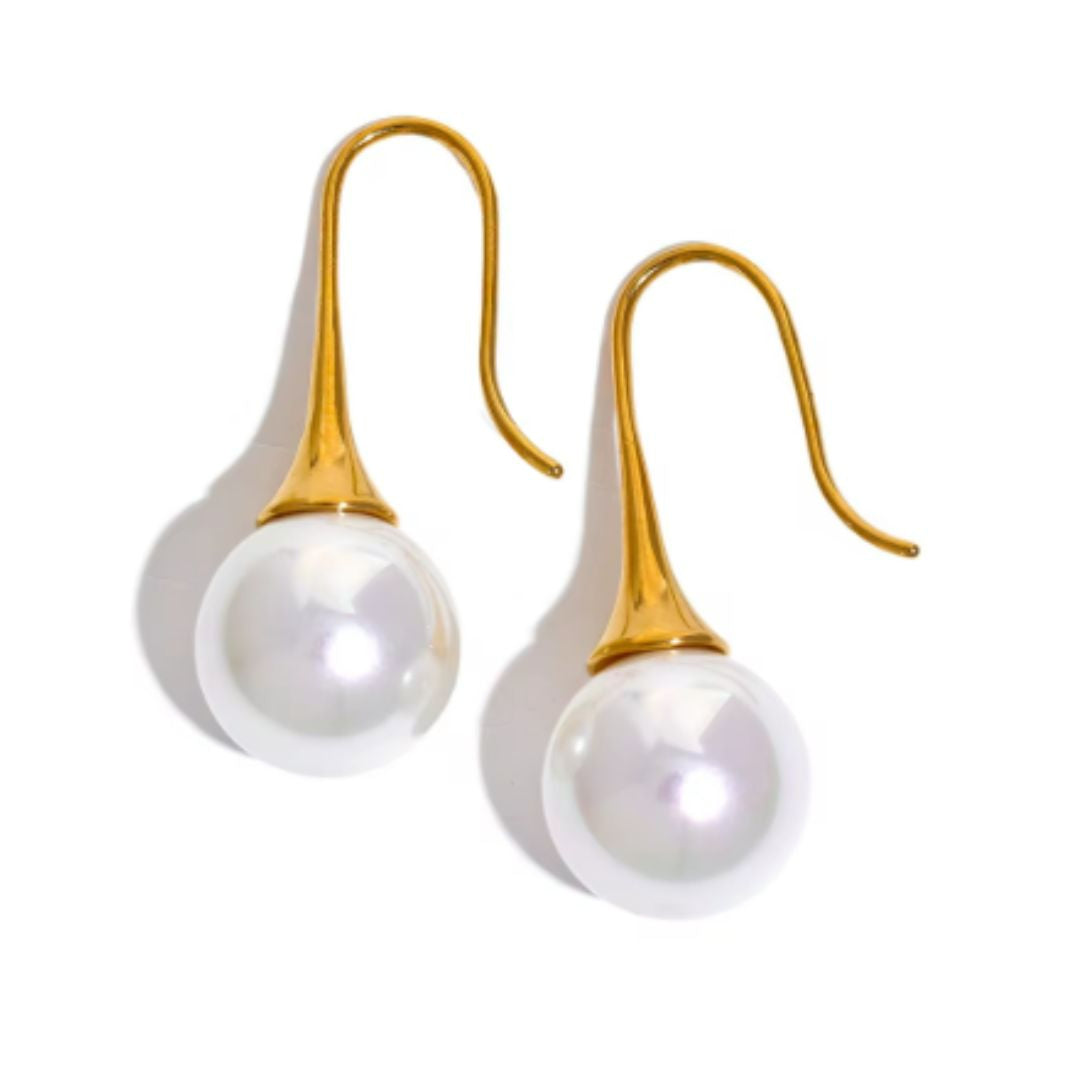 aretes elegantes, perlas imitación, joyería coreana, aretes geométricos, joyería de acero inoxidable, aretes de baño en oro, accesorios https://lenorajewelry.com/aretes-perlas-elegantes-geométricos-oro-plata

