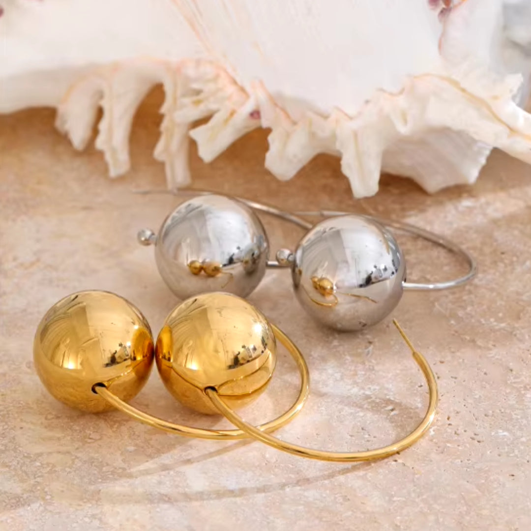 C-shaped hoops
