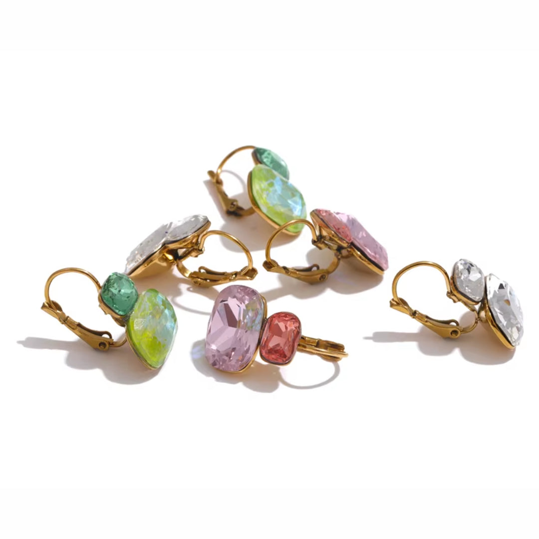 Aros franceses de cristal dulce en oro 18K con zirconia cúbica blanca
https://lenorajewelry.com/aros-franceses-cristales-dulces-oro-18k-verano