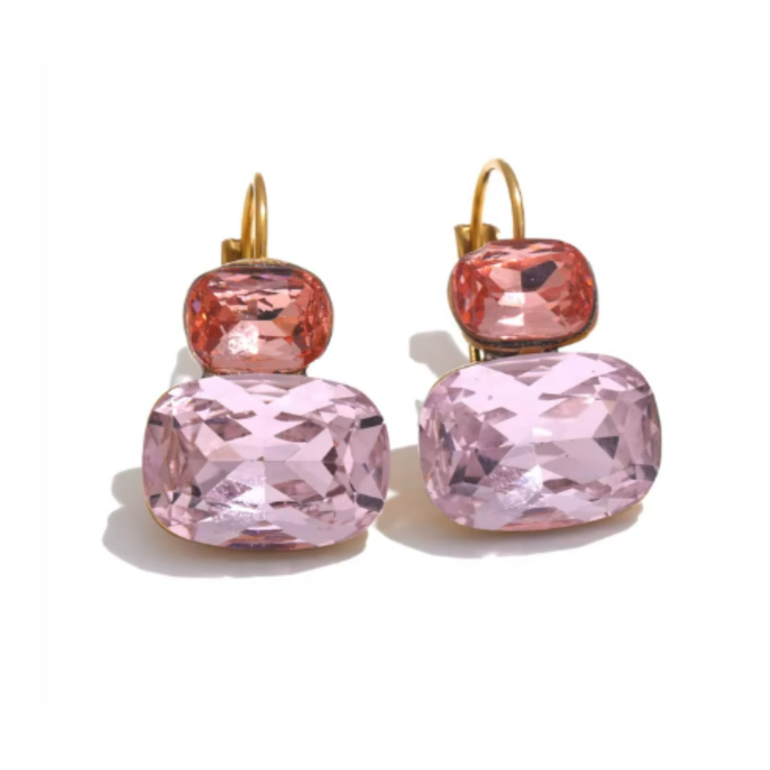 Aros franceses de cristal dulce en oro 18K con zirconia cúbica blanca
https://lenorajewelry.com/aros-franceses-cristales-dulces-oro-18k-verano