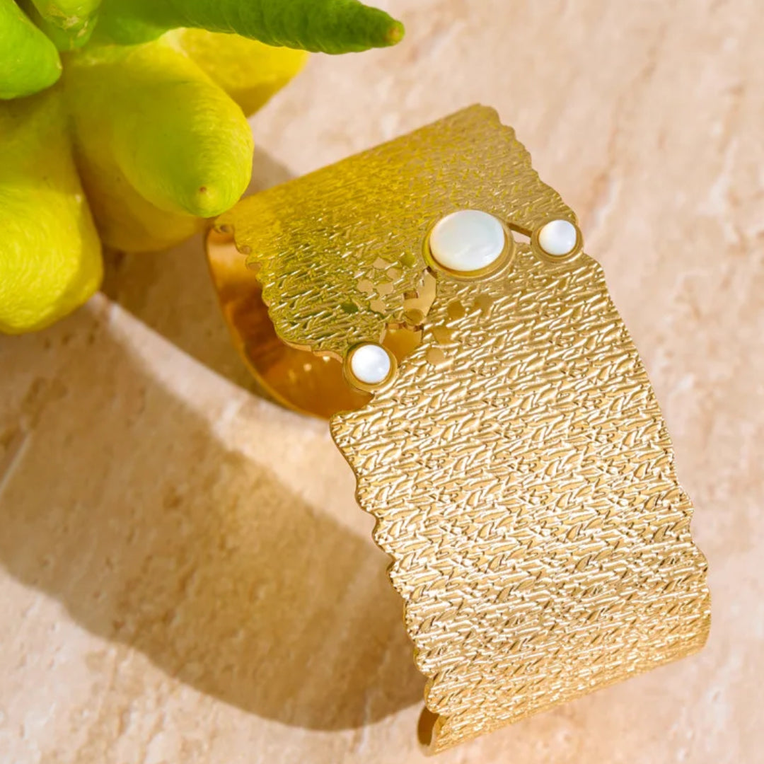 Golden Essence Bracelet