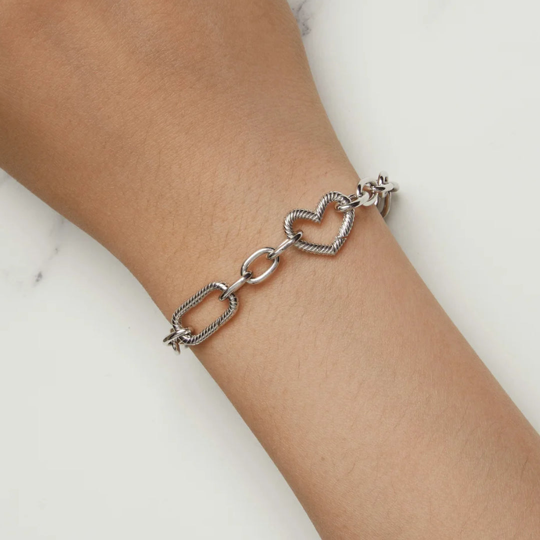 brazalete de plata 925, pulsera de lujo, joyería personalizada, brazalete elegante, regalo exclusivo para ella, joyería fina, plata esterlina de alta calidad, joyas de diseño, pulsera de moda