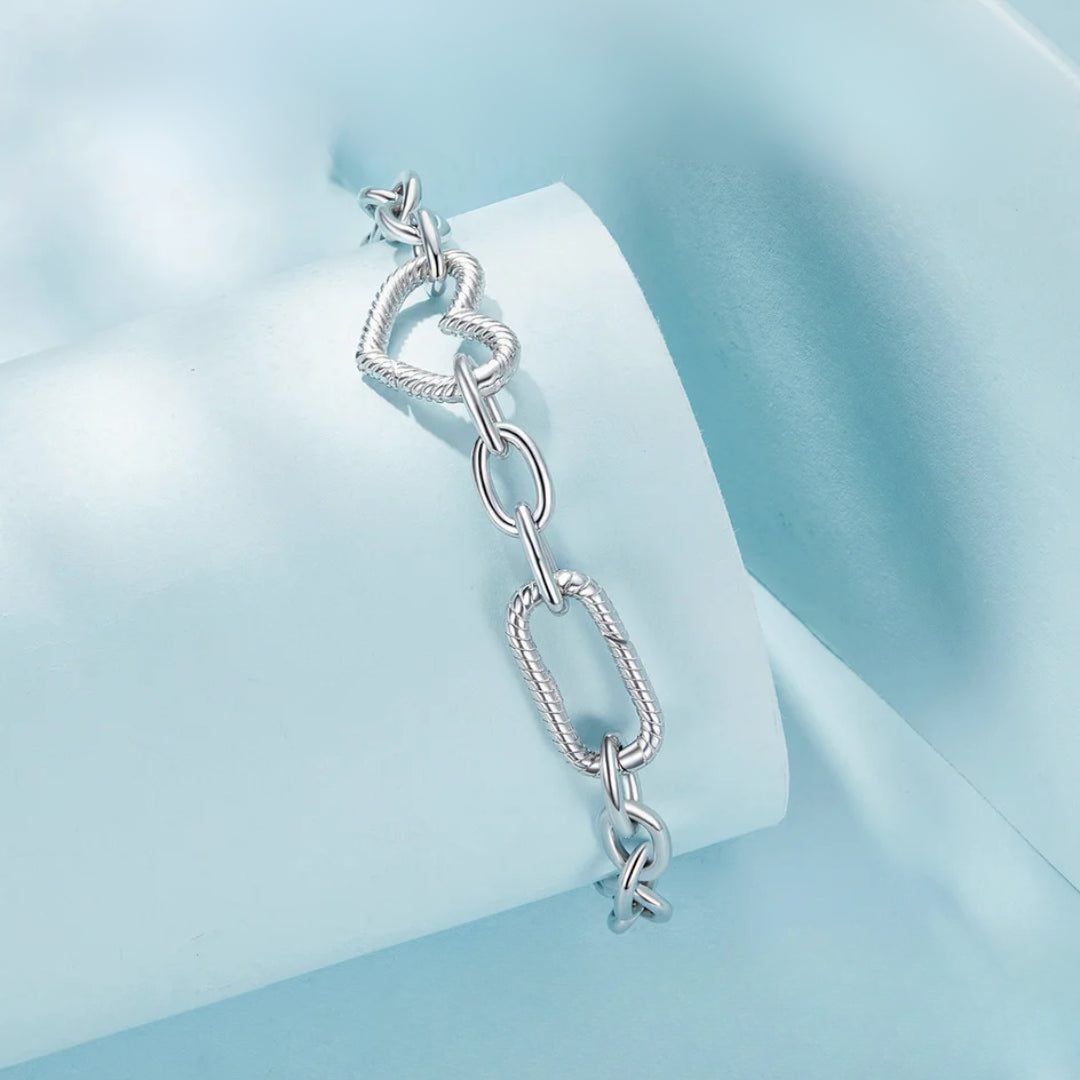 brazalete de plata 925, pulsera de lujo, joyería personalizada, brazalete elegante, regalo exclusivo para ella, joyería fina, plata esterlina de alta calidad, joyas de diseño, pulsera de moda