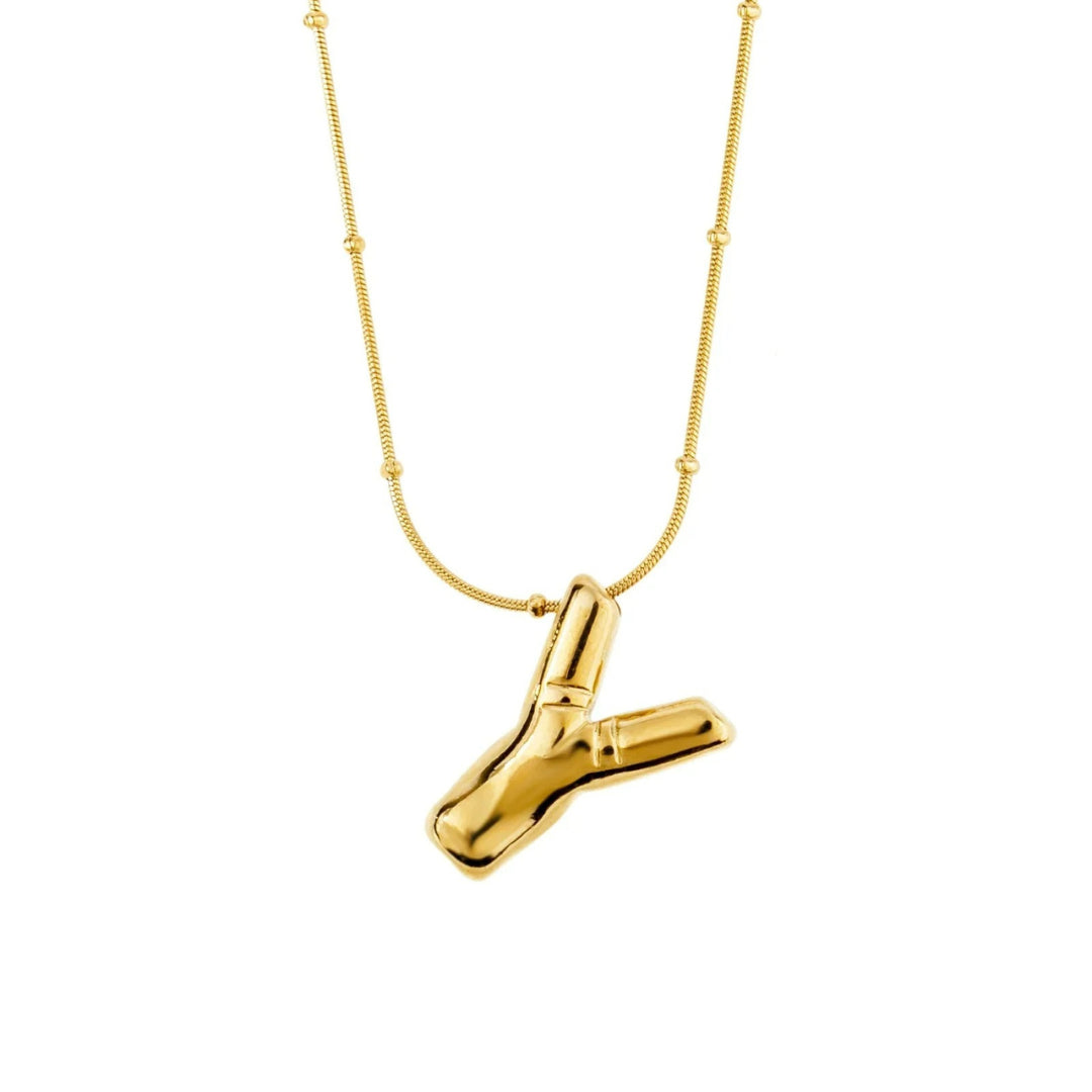 Collar personalizado con inicial de A a Z, dorado 18K, resistente al agua - Lenora Jewelry.
https://lenorajewelry.com/collar-inicial-dorado-a-z-personalizado