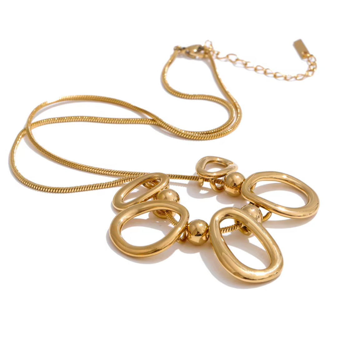 collar personalizado, joyería oro 18k, colgante oval hueco, acero inoxidable resistente, joyas creativas, regalo personalizable, colar ajustable mujer, joyería funcional, diseño geométrico, LENORA