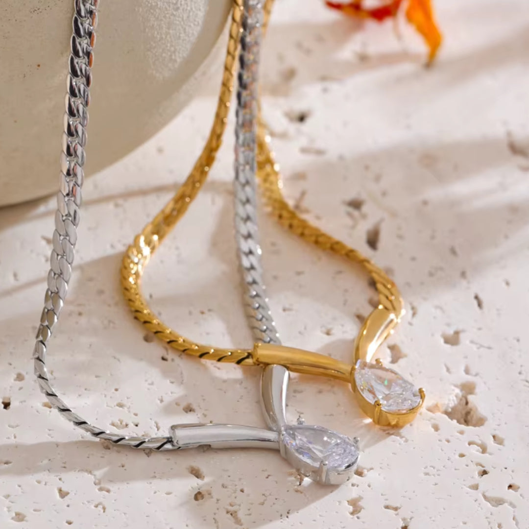 Elite Luminous Necklace