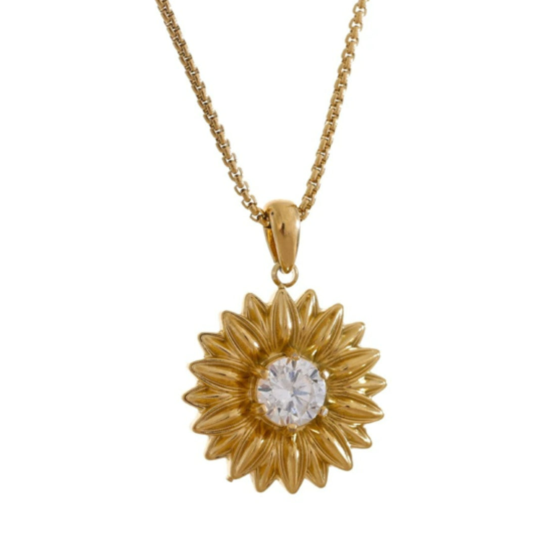 Detalle de cadena en oro 18k y platina – lenorajewelry.com/collar-girasol-dorado-lenora
collar de acero inoxidable, joyas bañadas en oro, zircônia cúbica, regalo elegante para mujeres, colar à prova d'água, joyería de lujo, Lenora