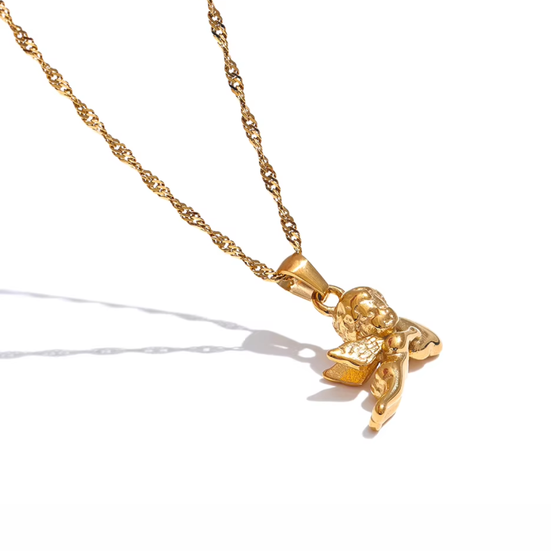 Collar corazón de ángel en acero inoxidable con baño de oro 18K.
https://lenorajewelry.com/collar-corazon-angel-oro-18k