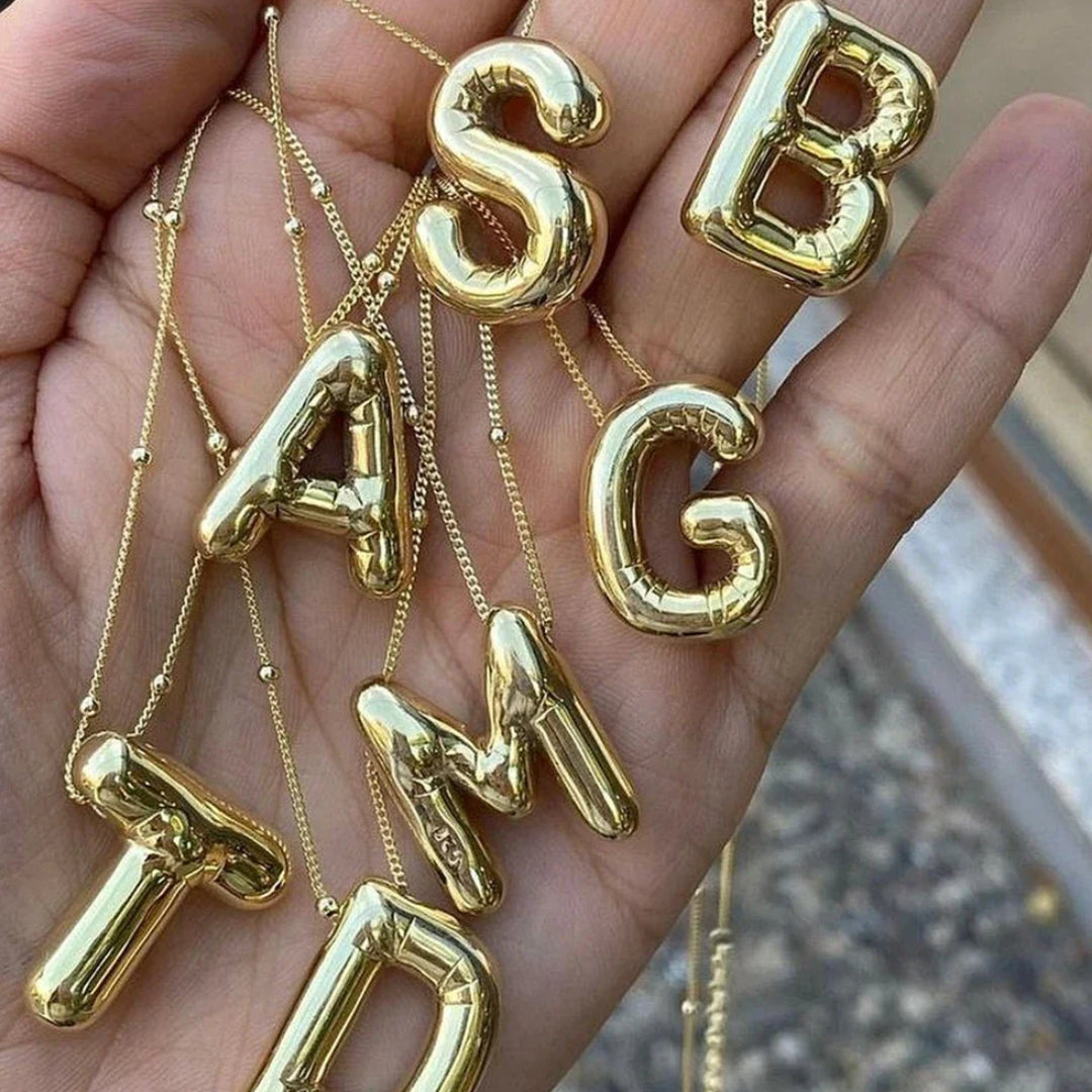 Collar personalizado con inicial de A a Z, dorado 18K, resistente al agua - Lenora Jewelry.
https://lenorajewelry.com/collar-inicial-dorado-a-z-personalizado