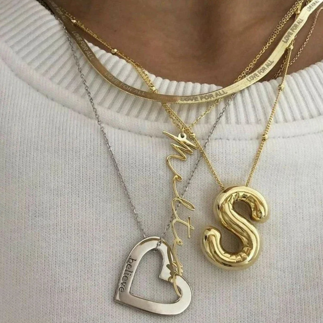 Collar personalizado con inicial de A a Z, dorado 18K, resistente al agua - Lenora Jewelry.
https://lenorajewelry.com/collar-inicial-dorado-a-z-personalizado