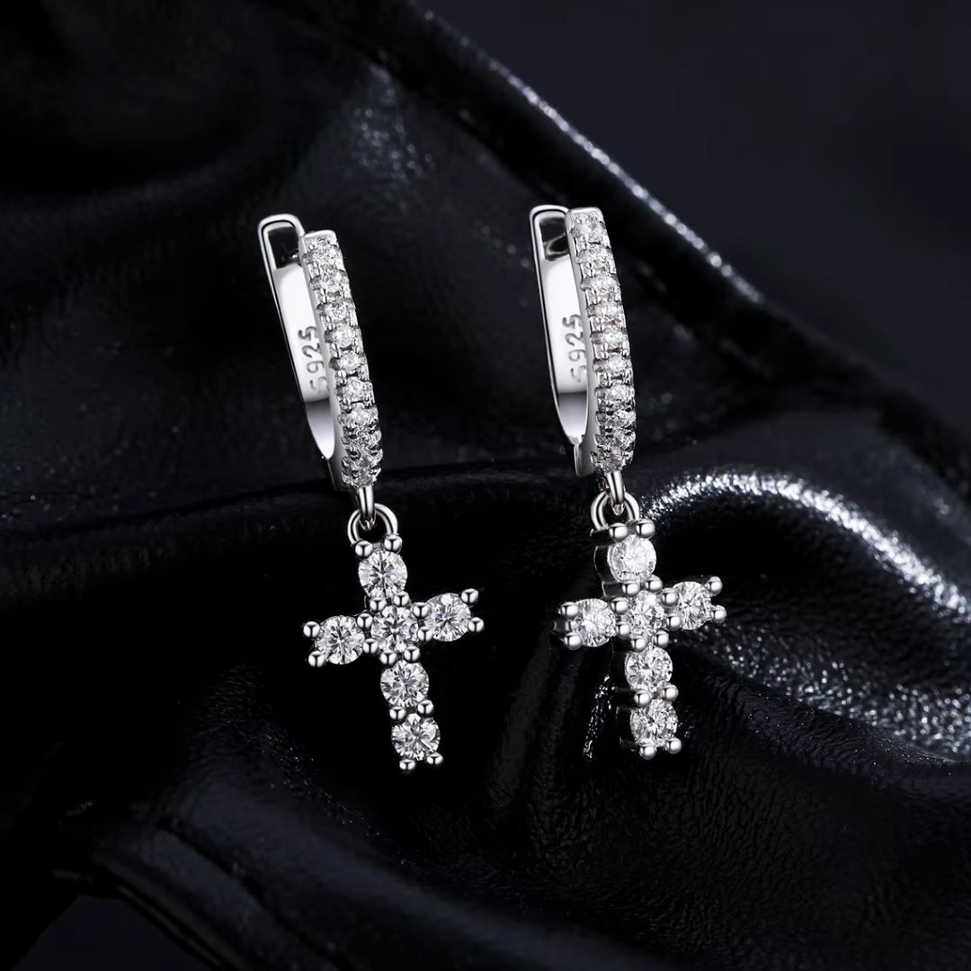 aretes de moissanita, plata 925, joyería de lujo, Lumina Éterna, aros brillantes, moissanita color D, regalos para mujer, joyas ajustables, certificación GRA