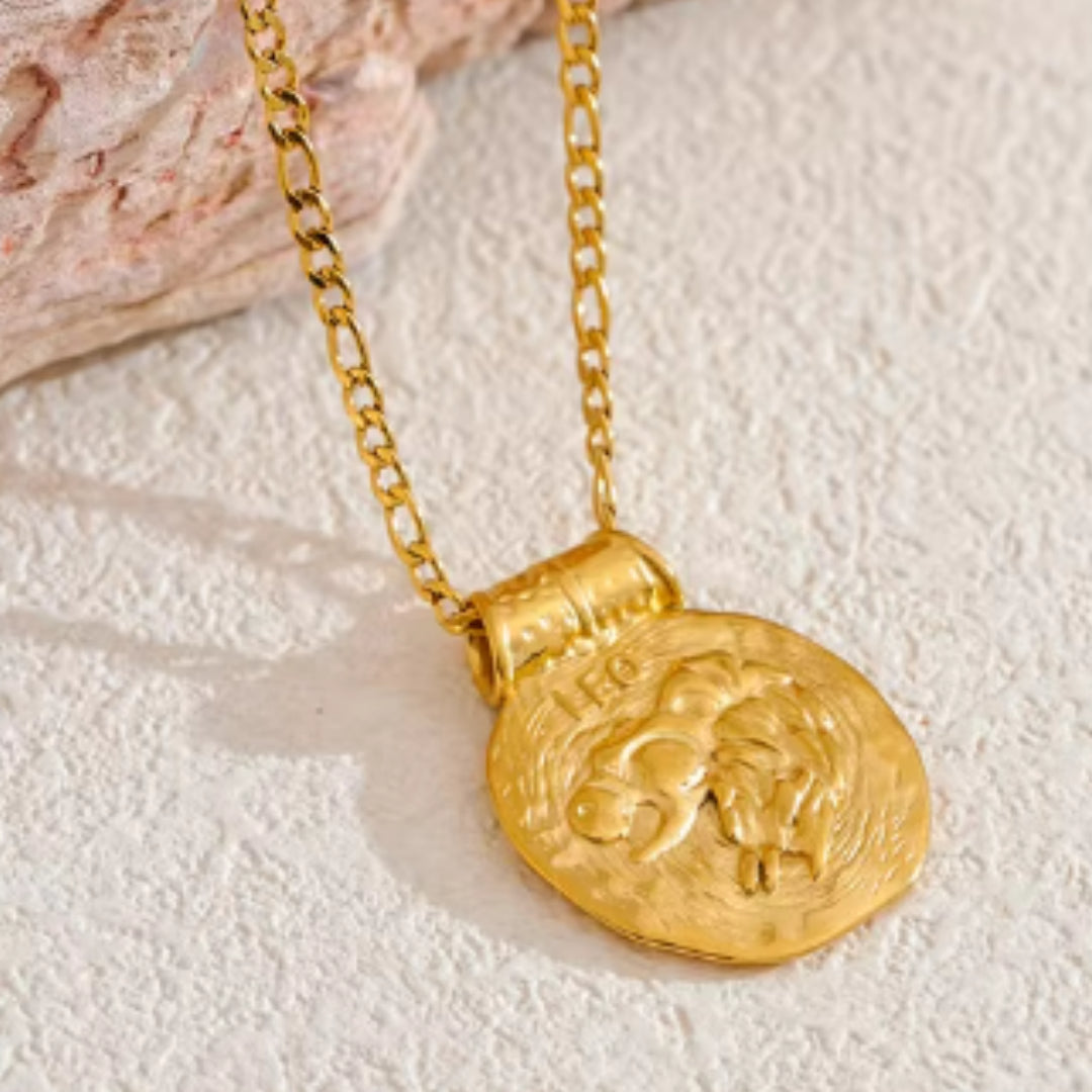 Collar de constelaciones dorado con diseño vintage, Collar zodiacal martillado en acero inoxidable, Joyería dorada 18k con signos zodiacales
https://lenorajewelry.com/collar-constelaciones-dorado-vintage-martillado