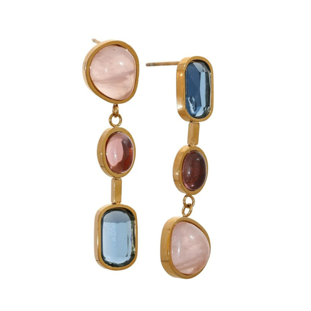 Pendientes Aurora Pétrea en acero oro 18k con piedras naturales, Detalle piedras naturales y circonitas cúbicas, Diseño geométrico ajustable pendientes Aurora Pétrea – lenorajewelry.com/pendientes-aurora-petrea-acero-oro-18k, 


