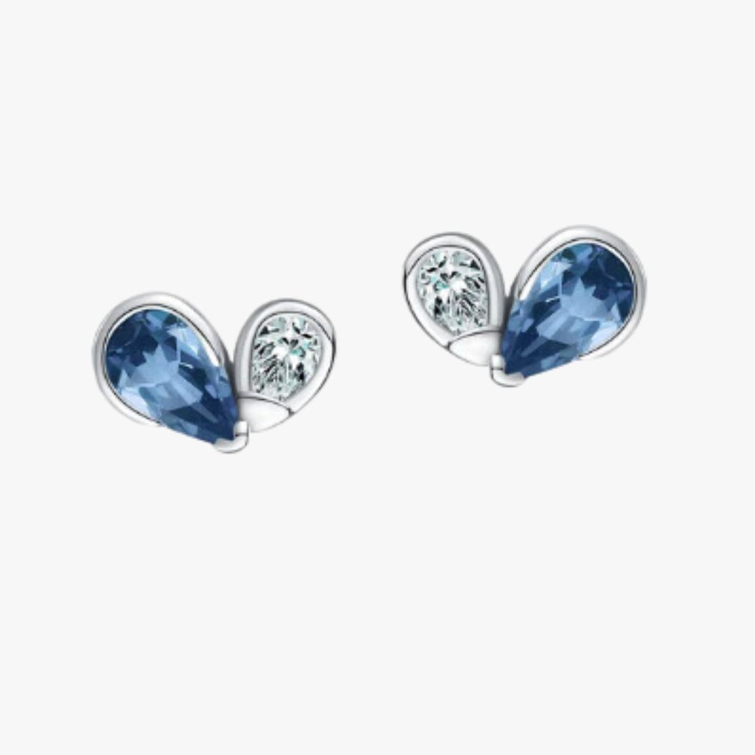 pendientes románticos de corazones, pendientes de corazones con circonitas, pendientes de circonitas coloridas, pendientes románticos, joyería de corazones, pendientes elegantes, pendientes de moda, pendientes de diseño romántico, joyería con circonitas, pendientes de colores, pendientes para mujeres, pendientes de amor, pendientes con piedras preciosas