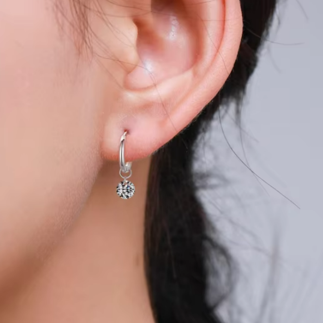 pendientes de plata, pendientes de argolla, pendientes de plata esterlina, pendientes de zirconia, joyería para mujeres, pendientes clásicos, pendientes de aro, pendientes de boda, pendientes elegantes, pendientes de circonita cúbica