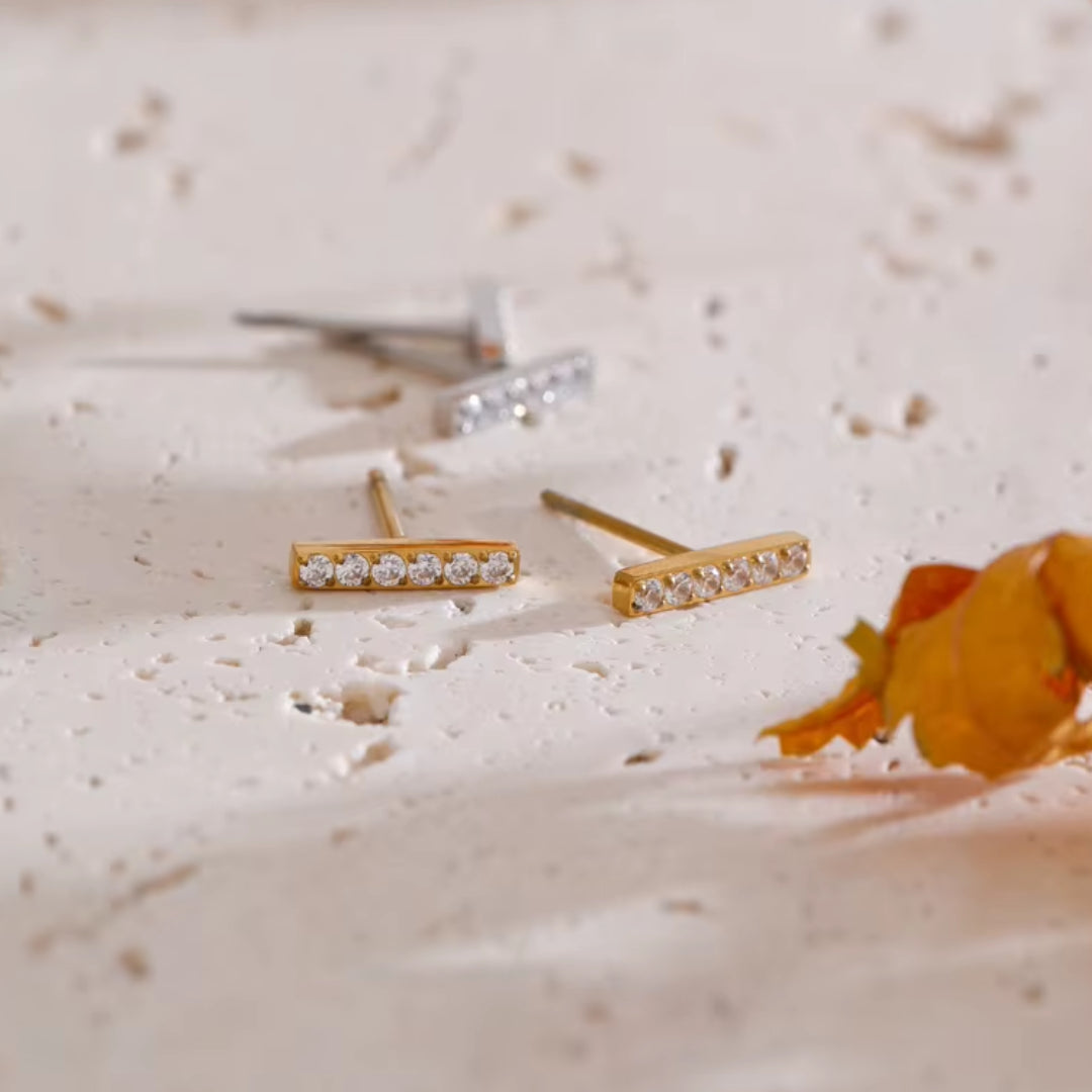 pendientes minimalistas, pendientes de zircón cúbico, pendientes de acero inoxidable, pendientes bañados en oro, joyería para uso diario, accesorios delicados
