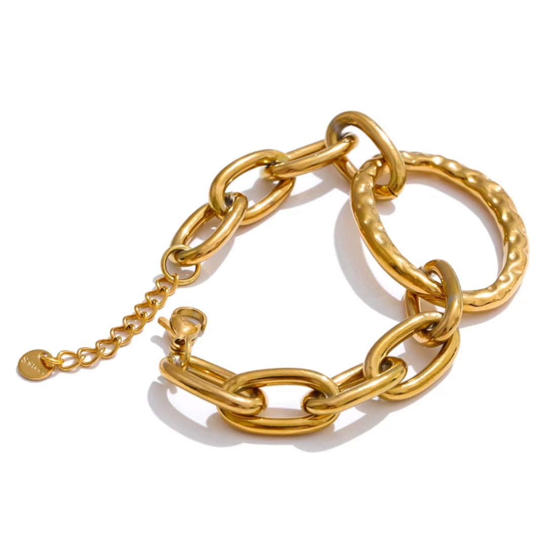 Joyería hipoalergénica con charm geométrico – lenorajewelry.com/pulsera-aura-ovalo-dorado
pulsera de acero inoxidable, joyería hipoalergénica, pulsera dorada para mujer, joyas modernas, regalo elegante, lenora joyas, diseño geométrico, envío rápido, oro PVD, accesorios diarios