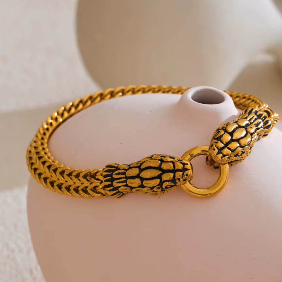 Pulsera Cobra unisex de acero inoxidable 316L y baño de oro 18K
https://lenorajewelry.com/pulsera-cobra-unisex-cadena-oro-18k-acero-316l