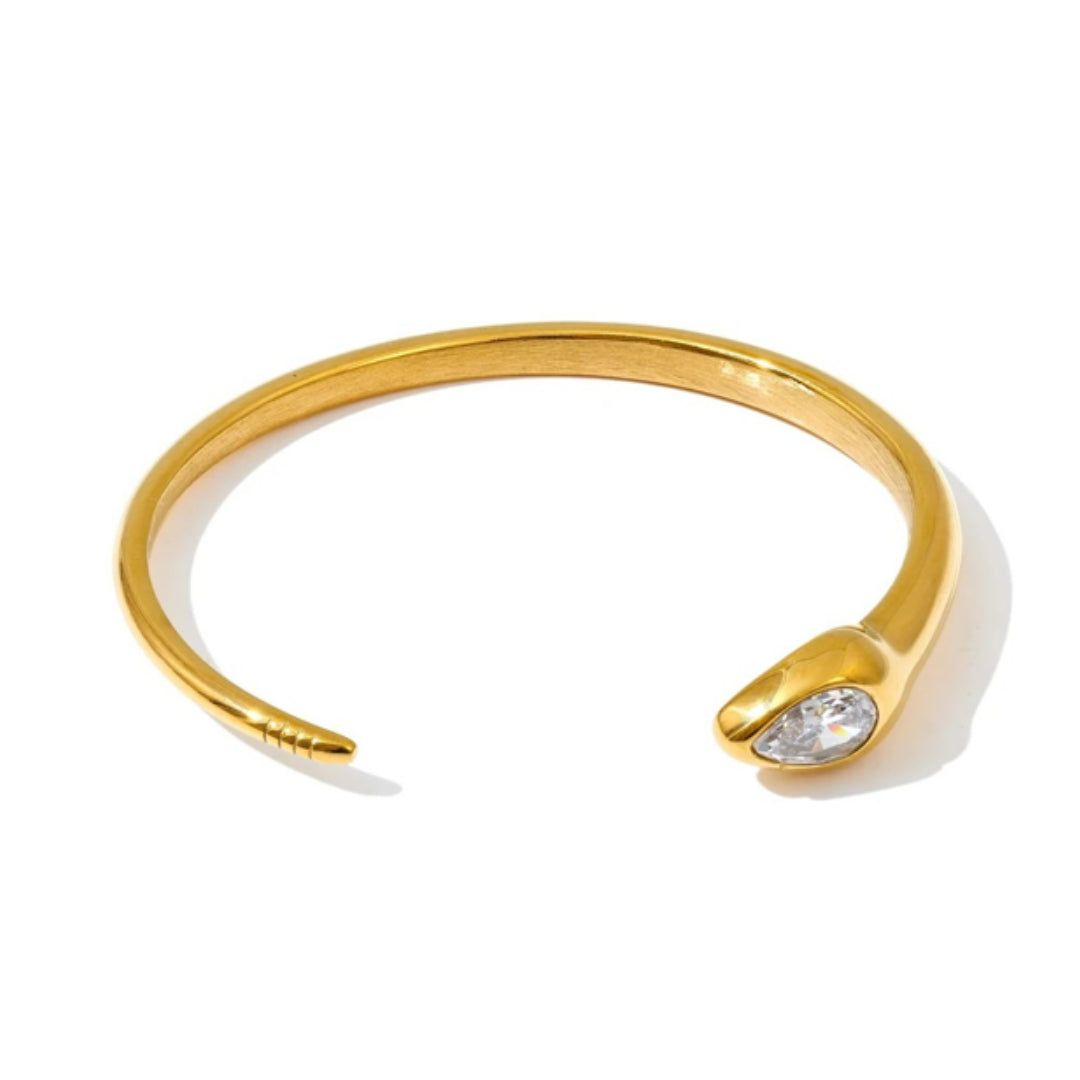 Pulsera tipo cuff con zircônia cúbica brillante, Brazalete dorado de diseño serpiente LENORA, Pulsera Serpentina Dorada con circonias – lenorajewelry.com/pulsera-serpentina-dorada-circonia