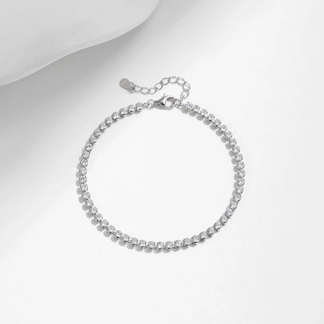 pulsera de plata 925, zirconias brillantes, joyería de lujo, pulsera femenina, joyas exclusivas, regalo elegante, pulsera de platino, joyería sofisticada, plata de ley 925, pulsera de lujo