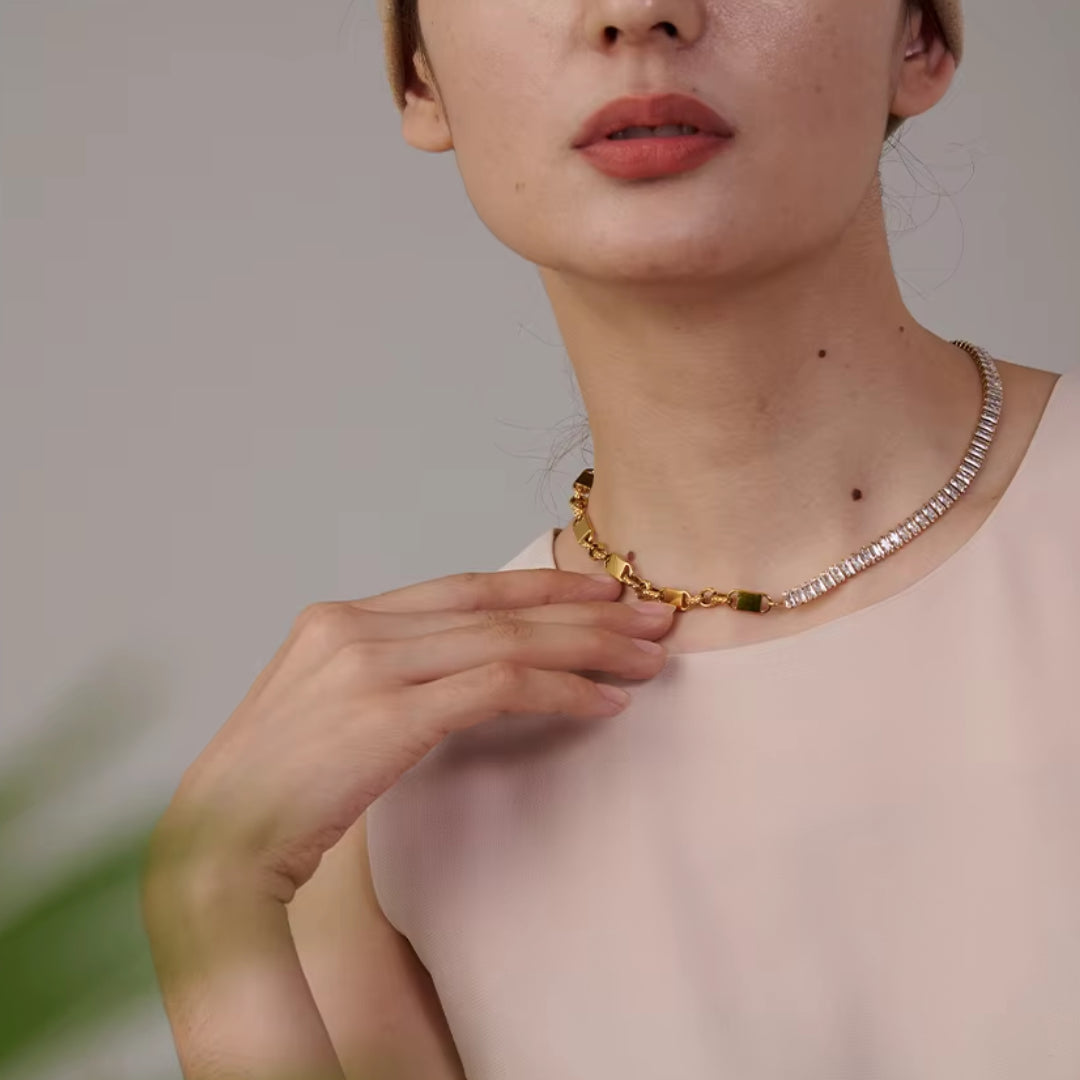Luxury Necklace with Cubic Zirconia and Brilliant Finish