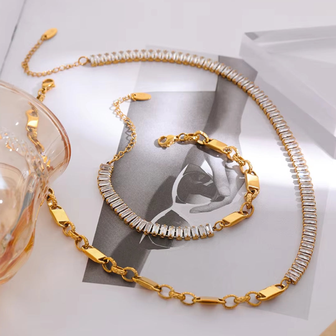 Luxury Necklace with Cubic Zirconia and Brilliant Finish
