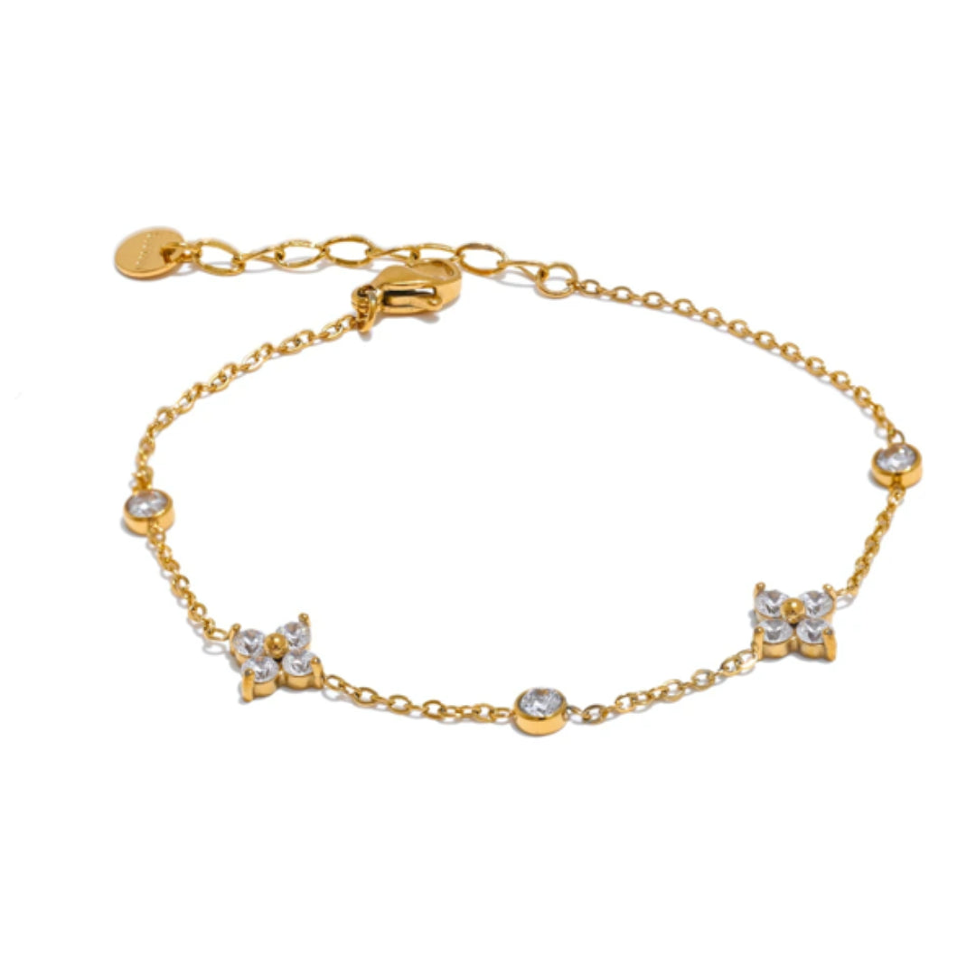 BloomGlow Pulsera, pulsera floral, pulsera zirconia cúbica, acero inoxidable, joyería chapada en oro 18K, pulsera chic para mujeres, accesorio delicado, pulsera a prueba de ferrugem, joyas elegantes para regalo, Lenora Jewelry