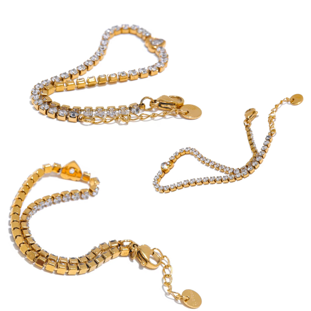 LumiHeart Pulsera, pulsera de corazón, pulsera zirconia cúbica, acero inoxidable, joyería chapada en oro 18K, pulsera brillante para mujeres, accesorio elegante, pulsera impermeable, regalo especial para mujeres, Lenora Jewelry


