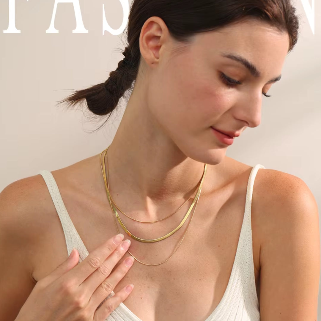 collar, joyas, oro 18K, acero inoxidable, cadena cobra, capas, moda, accesorios