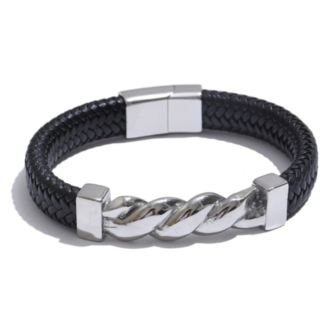 <img src="https://lenorajewelry.com/pulsera-masterweave-65.jpg" alt="Pulsera MasterWeave 65 de cuero trenzado y acero inoxidable" />